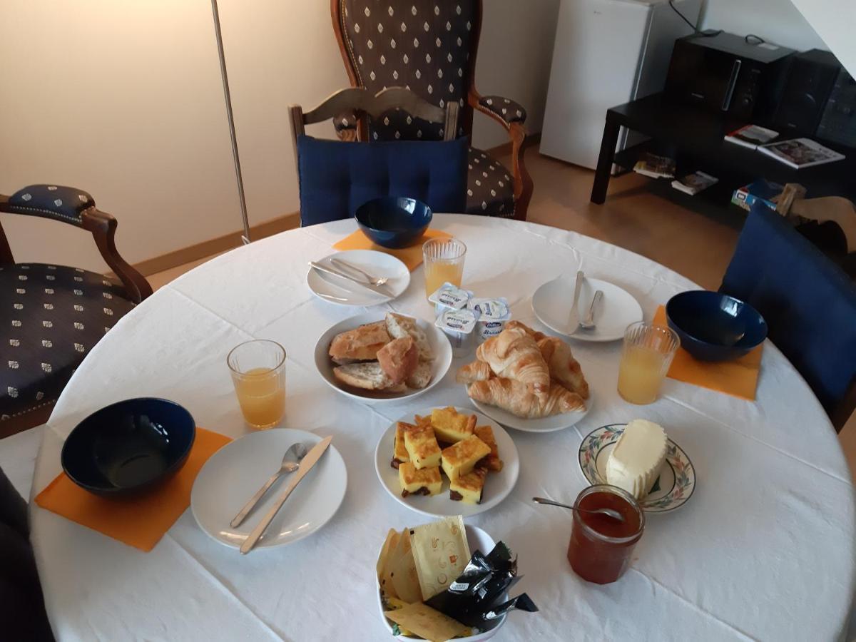 La Grange Des Lisieres Bed & Breakfast Rouvres  ภายนอก รูปภาพ